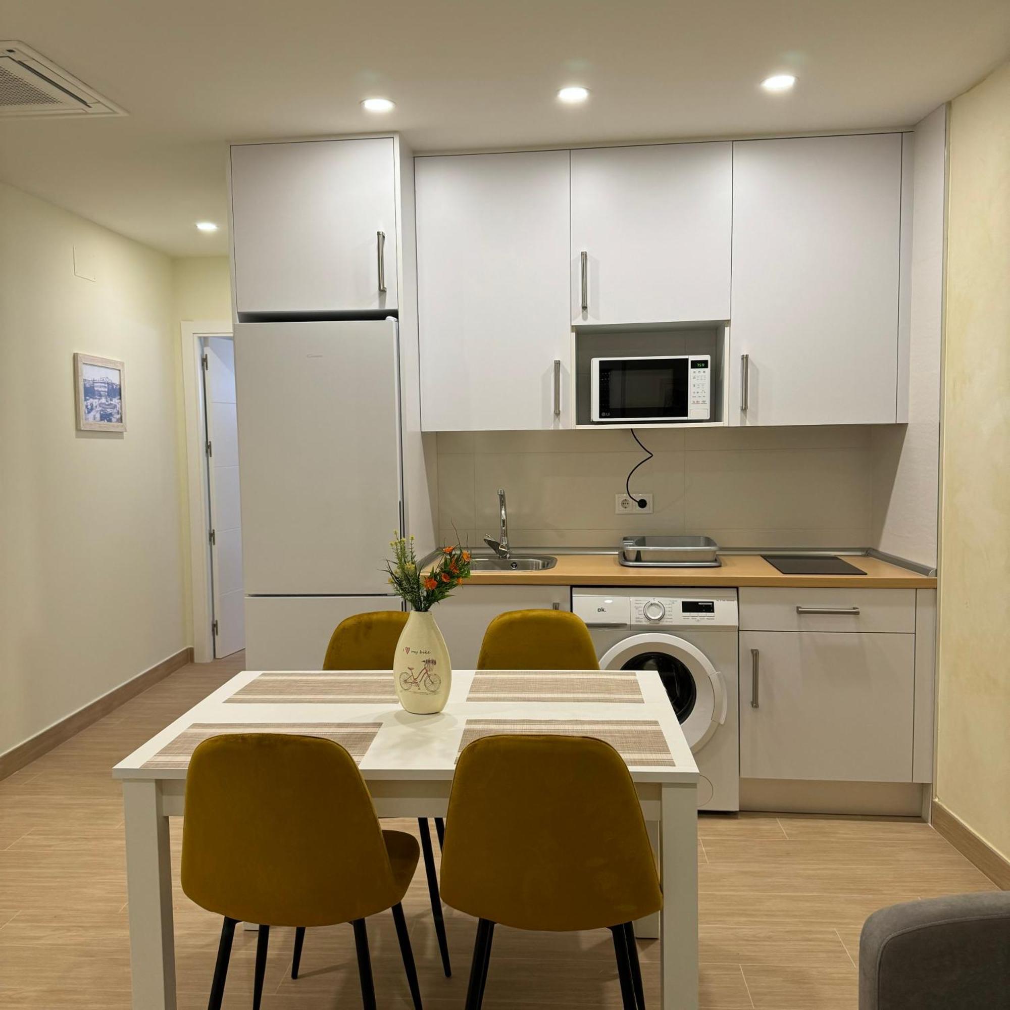Jardines - Apartamentos & Estudio 시엠포주엘로스 외부 사진
